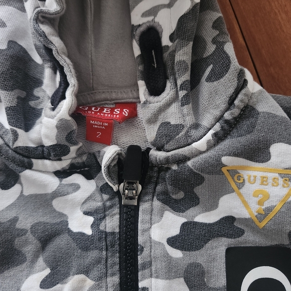 GUESS Kids Camouflage Hoodie with Logo - Picture 2 of 5